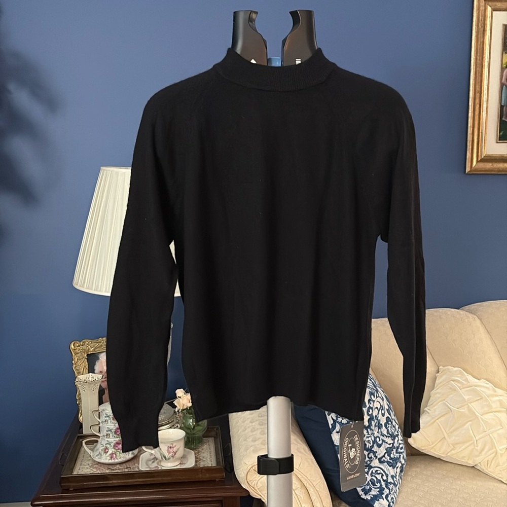 Vintage Black Long Sleeve Sweater